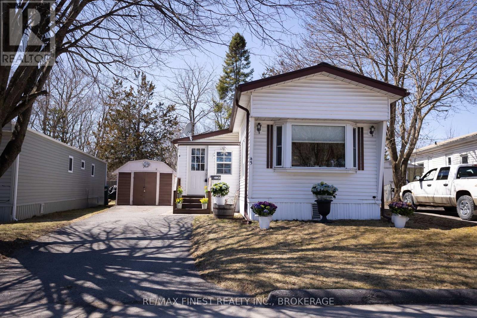 43 Worthington Way, Kingston, Ontario  K7K 5C2 - Photo 1 - X12090142