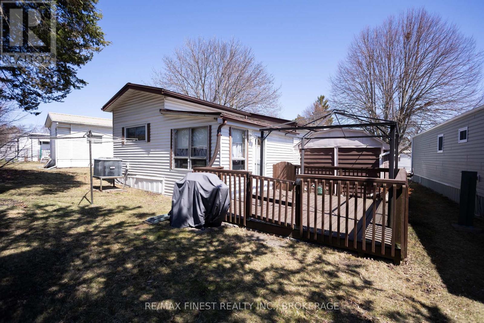 43 Worthington Way, Kingston, Ontario  K7K 5C2 - Photo 4 - X12090142