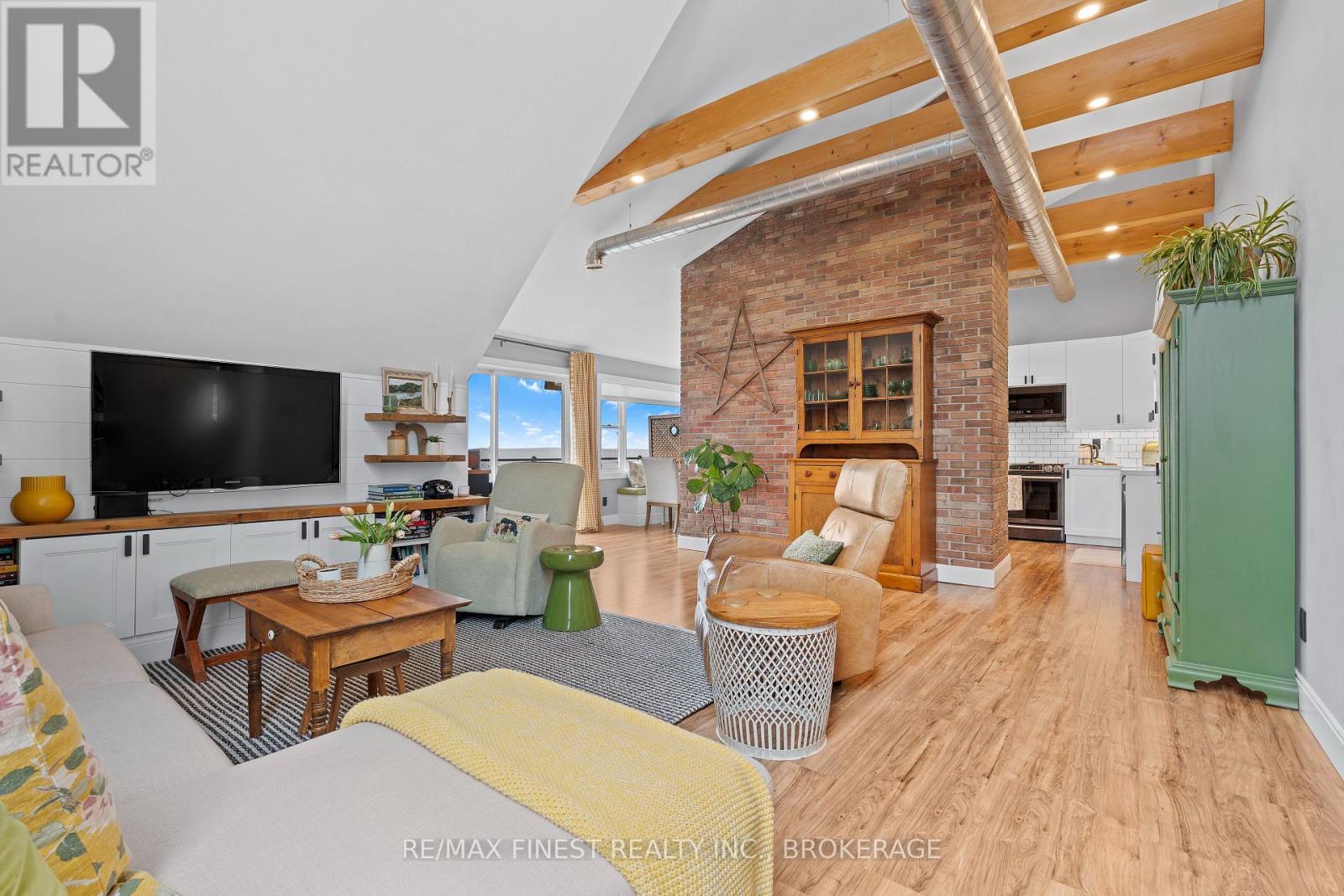 203 - 110 Bayshore Drive, Loyalist, Ontario  K0H 1G0 - Photo 17 - X12094054