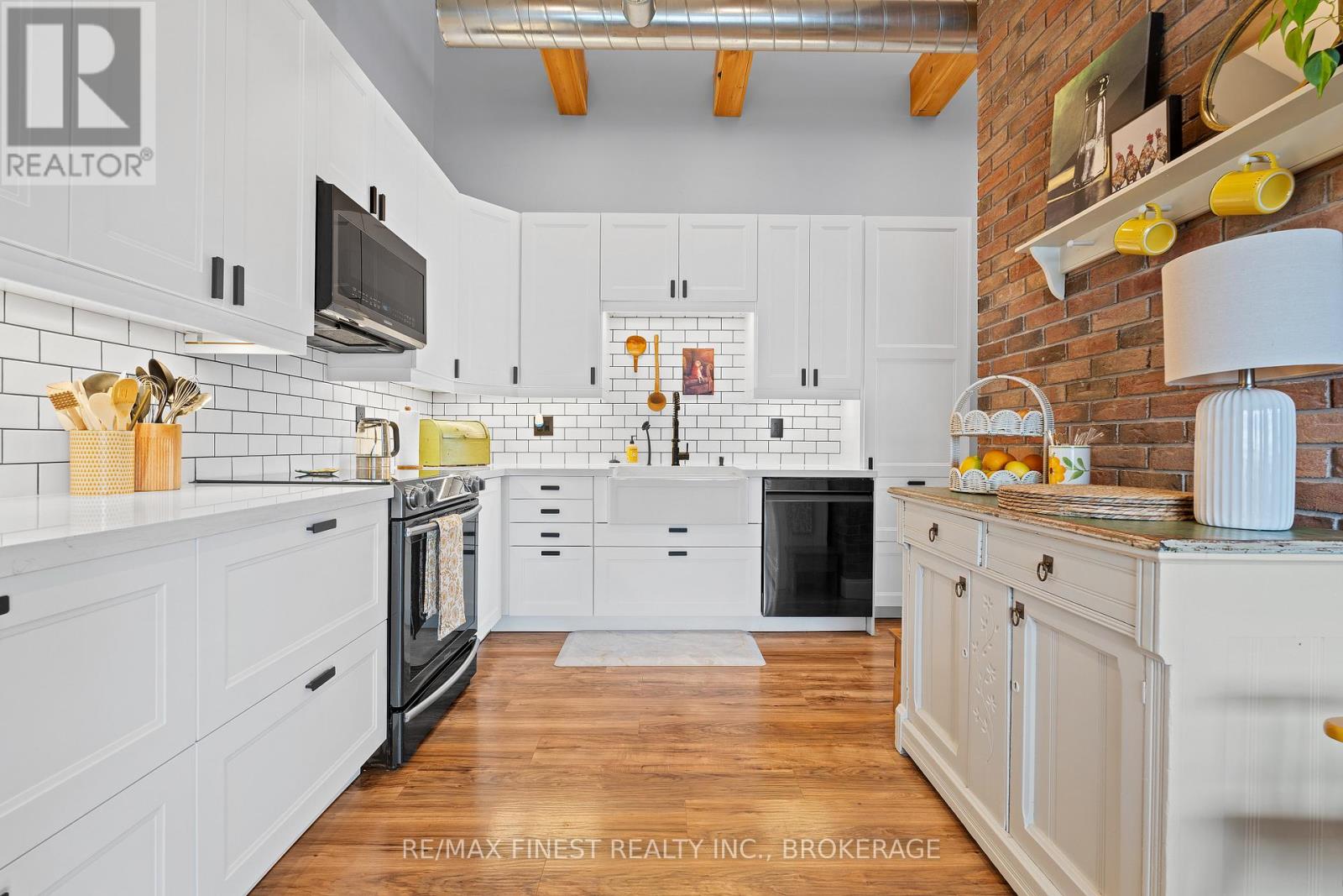 203 - 110 Bayshore Drive, Loyalist, Ontario  K0H 1G0 - Photo 25 - X12094054