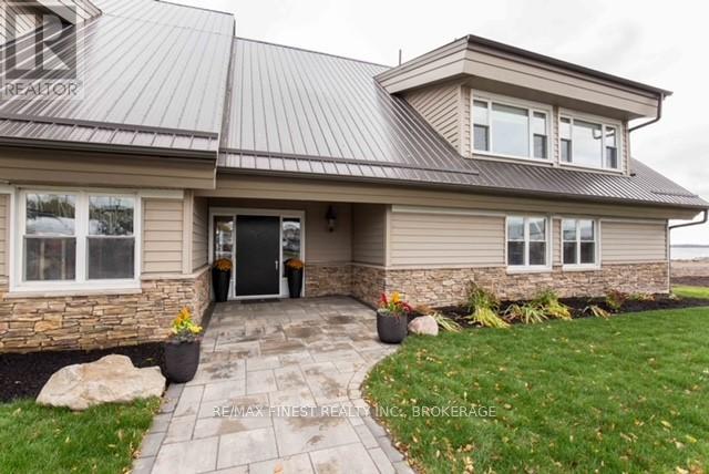 203 - 110 Bayshore Drive, Loyalist, Ontario  K0H 1G0 - Photo 4 - X12094054