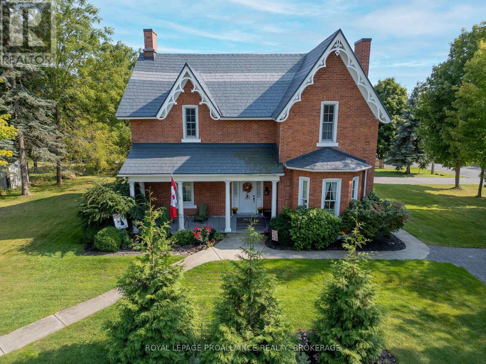 232 Dundas Street W, Greater Napanee, Ontario  K7R 2A8 - Photo 1 - X12095200