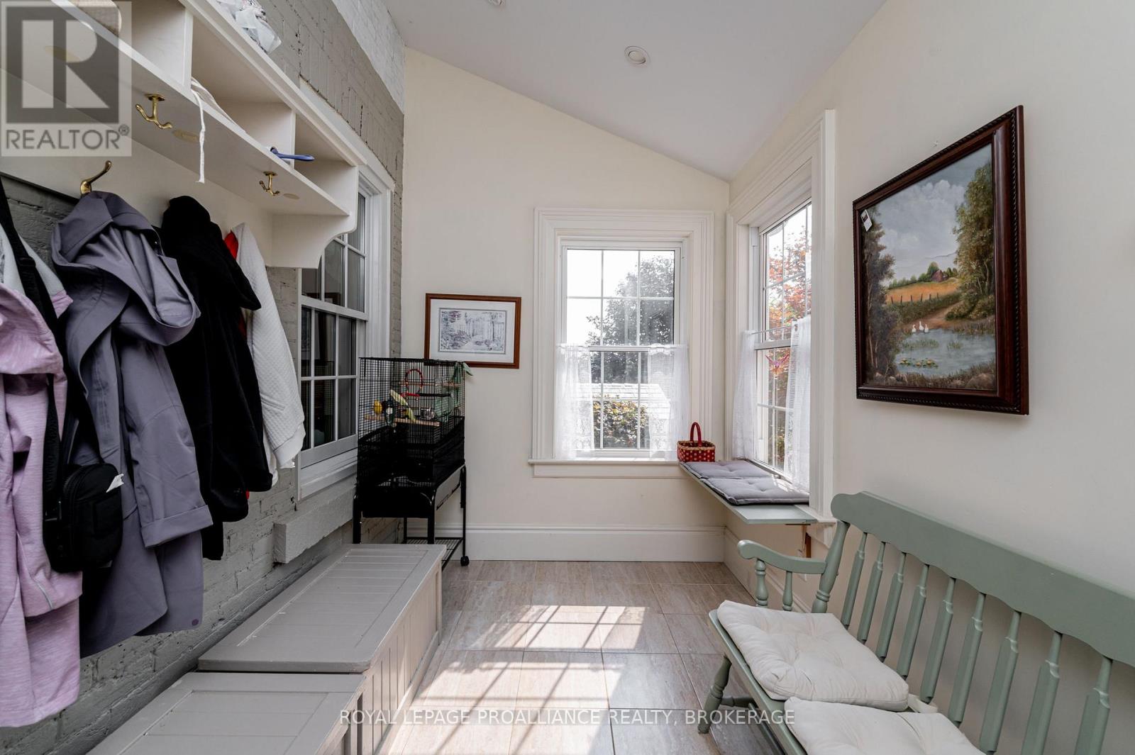 232 Dundas Street W, Greater Napanee, Ontario  K7R 2A8 - Photo 13 - X12095200