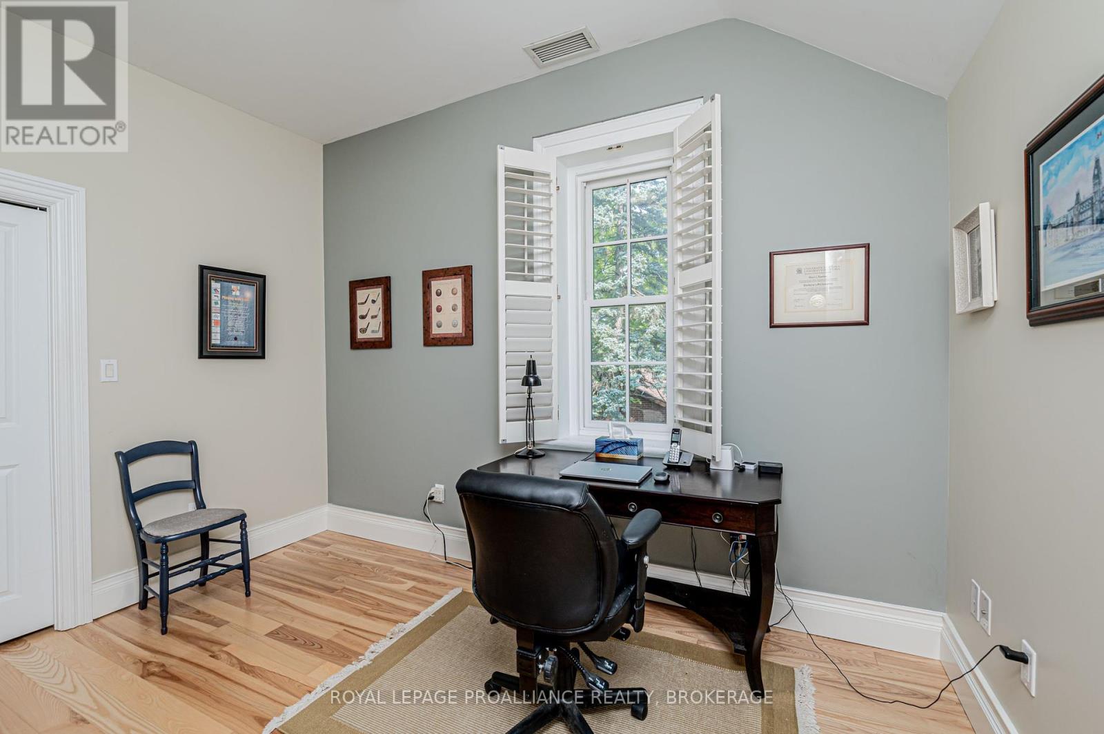 232 Dundas Street W, Greater Napanee, Ontario  K7R 2A8 - Photo 32 - X12095200
