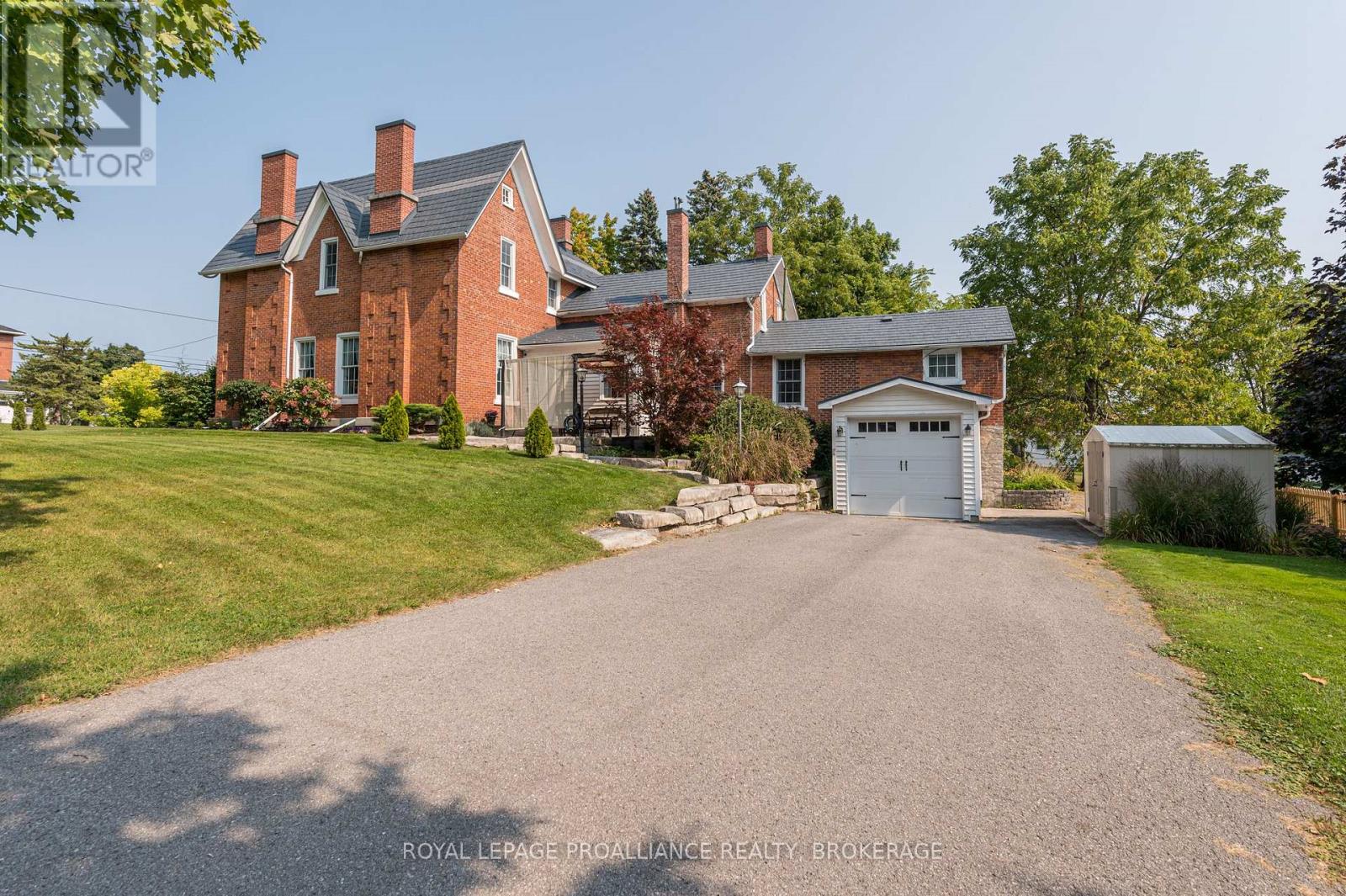232 Dundas Street W, Greater Napanee, Ontario  K7R 2A8 - Photo 36 - X12095200