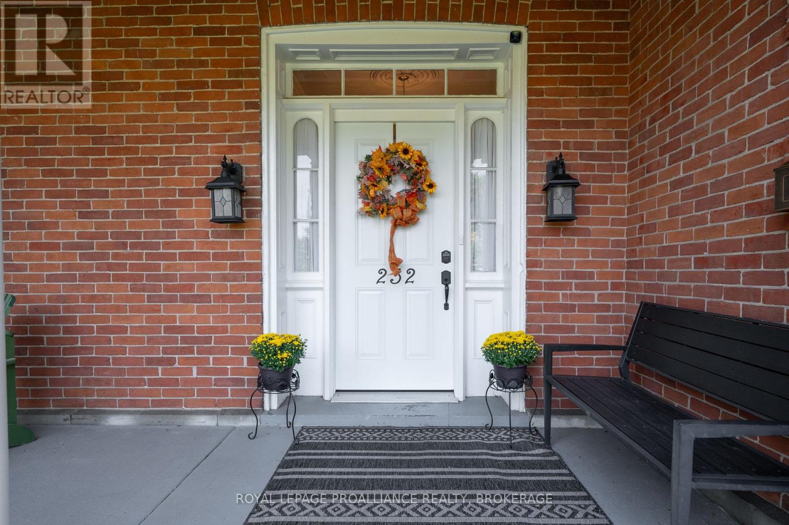 232 Dundas Street W, Greater Napanee, Ontario  K7R 2A8 - Photo 4 - X12095200