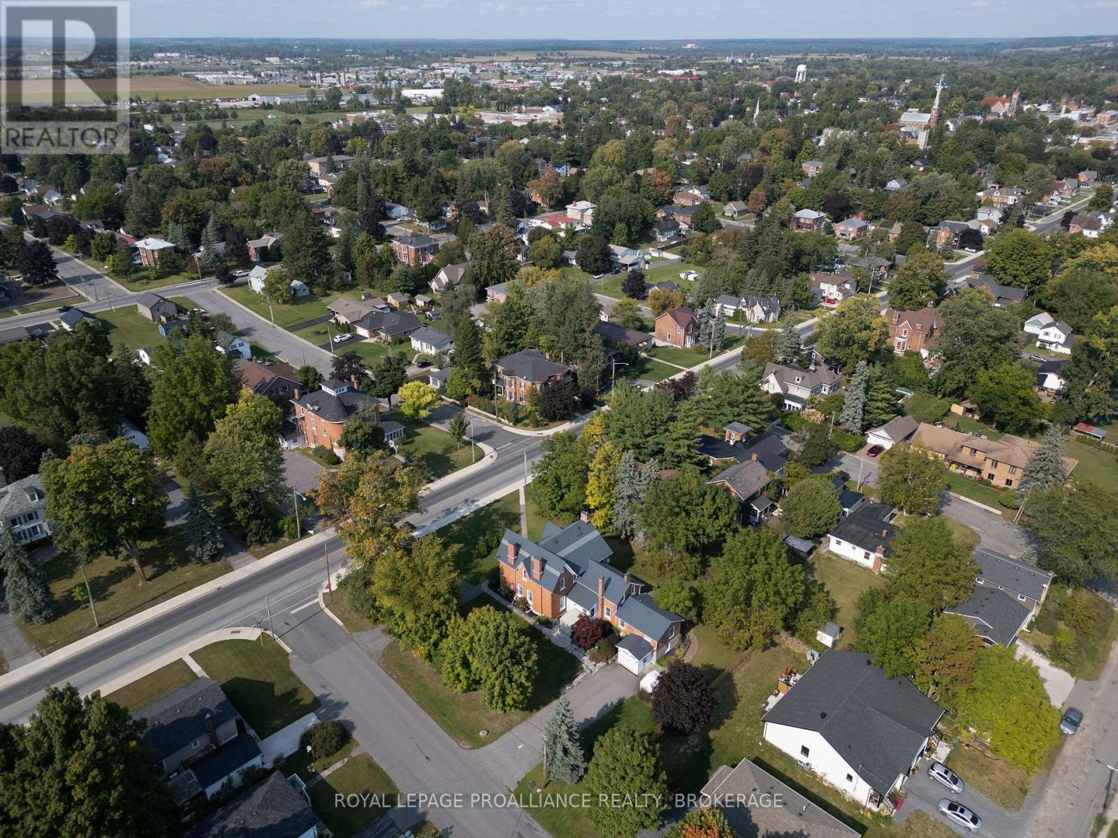 232 Dundas Street W, Greater Napanee, Ontario  K7R 2A8 - Photo 40 - X12095200