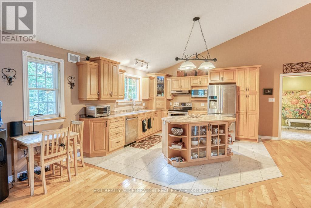 390 Denridge Road, Stone Mills, Ontario  K0K 2Z0 - Photo 12 - X12095519