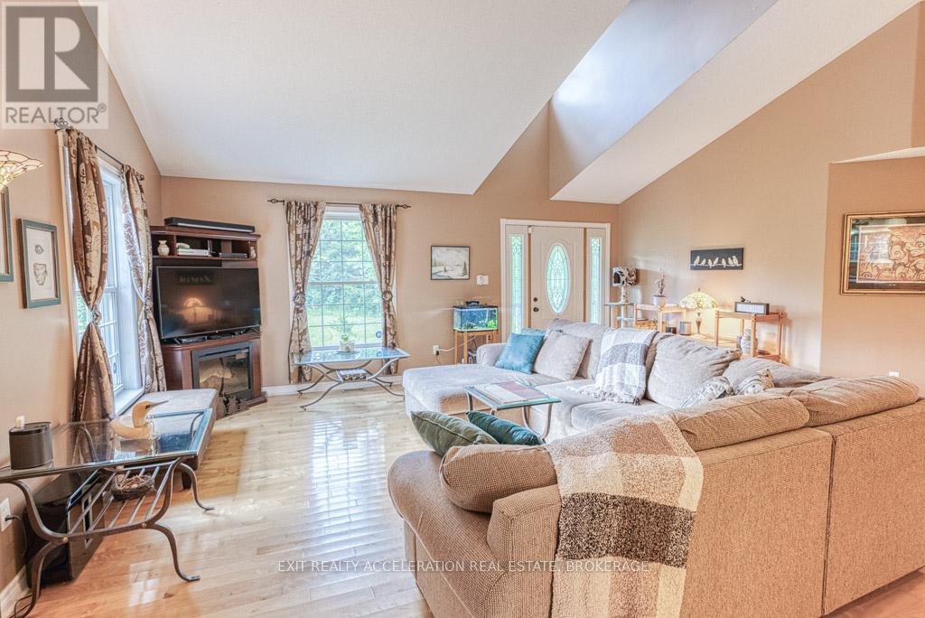 390 Denridge Road, Stone Mills, Ontario  K0K 2Z0 - Photo 13 - X12095519