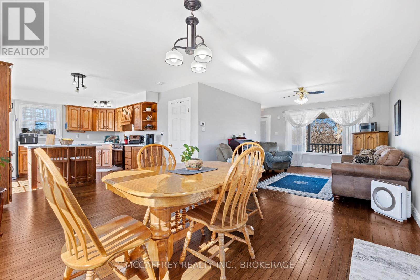2492 County Rd 41, Greater Napanee, Ontario  K0K 2W0 - Photo 10 - X12095568