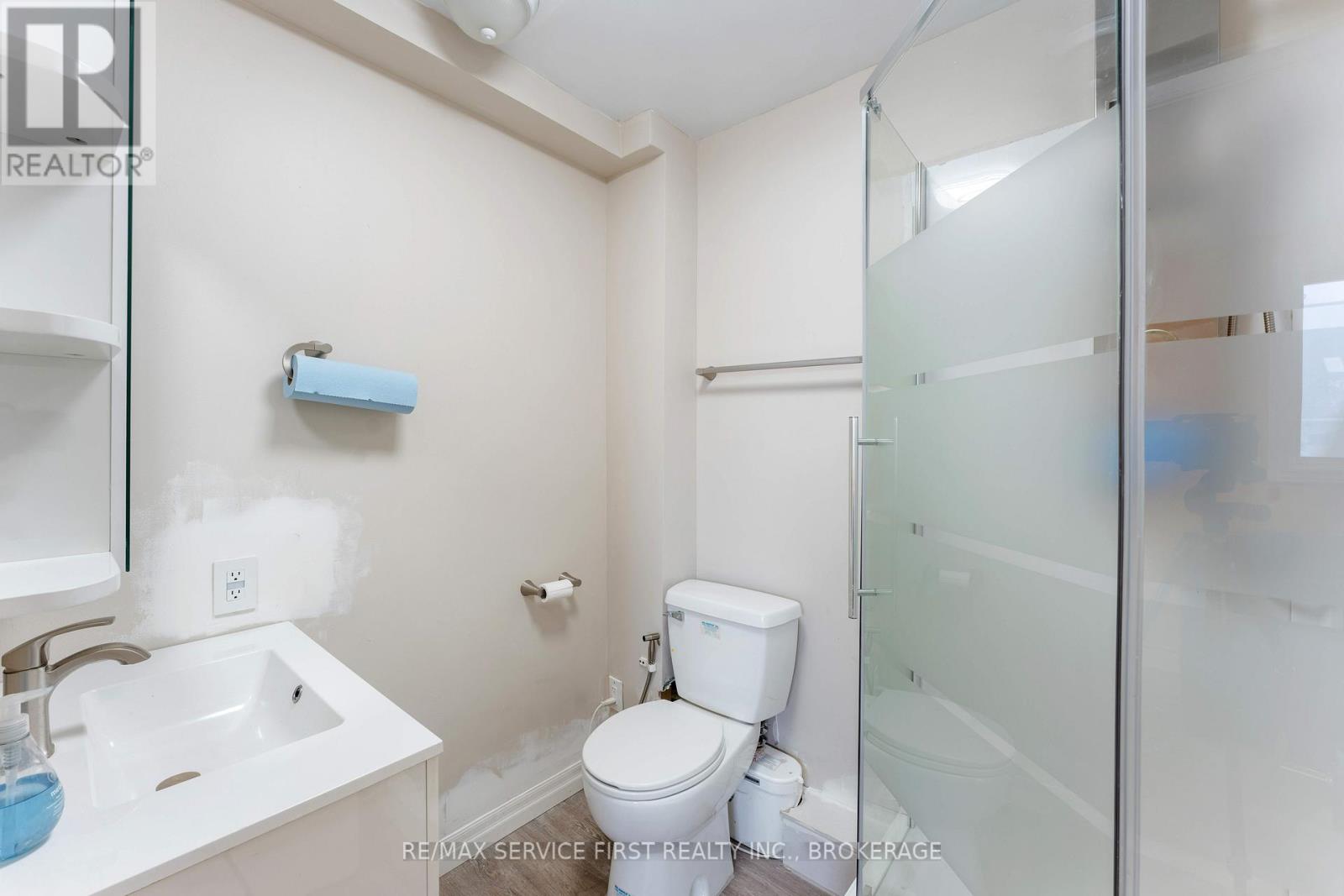7 - 1056 Gardiners Road, Kingston, Ontario  K7P 1R7 - Photo 12 - X12096357