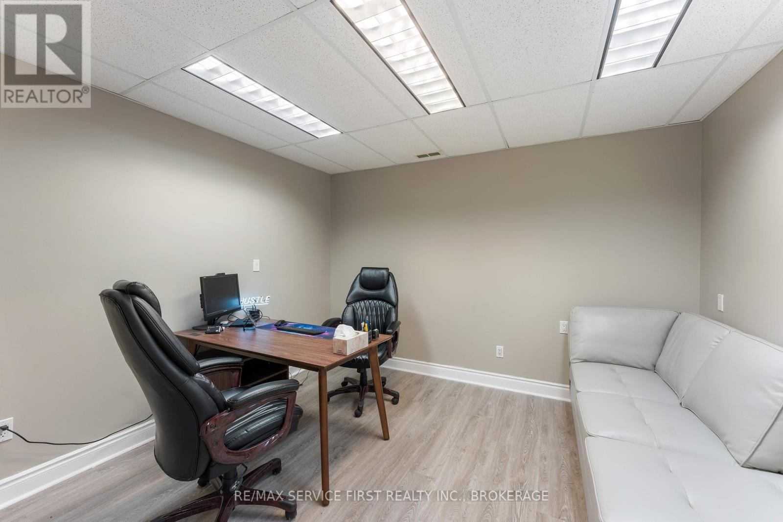 7 - 1056 Gardiners Road, Kingston, Ontario  K7P 1R7 - Photo 8 - X12096357