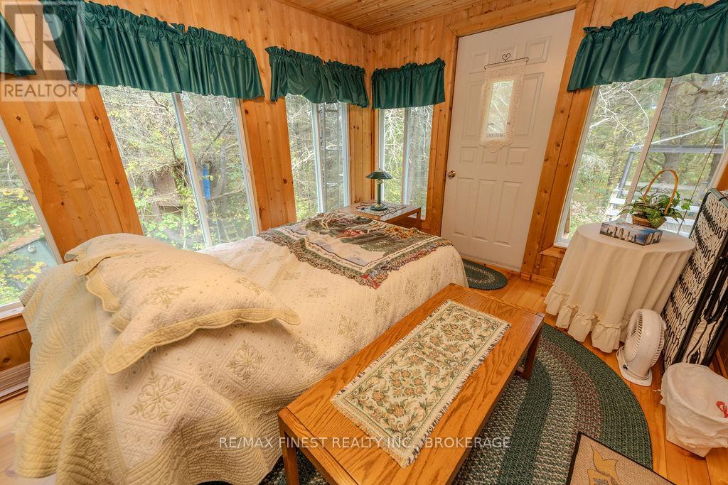 1203 Farm Gate Lane, Frontenac, Ontario  K0H 2C0 - Photo 25 - X12098468