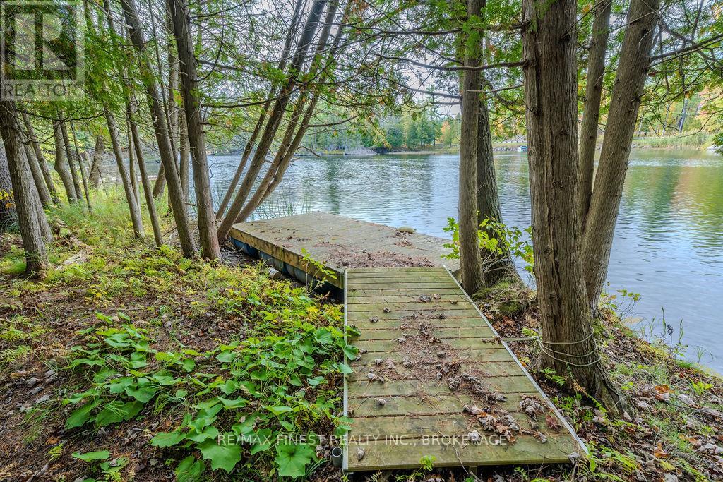 1203 Farm Gate Lane, Frontenac, Ontario  K0H 2C0 - Photo 6 - X12098468