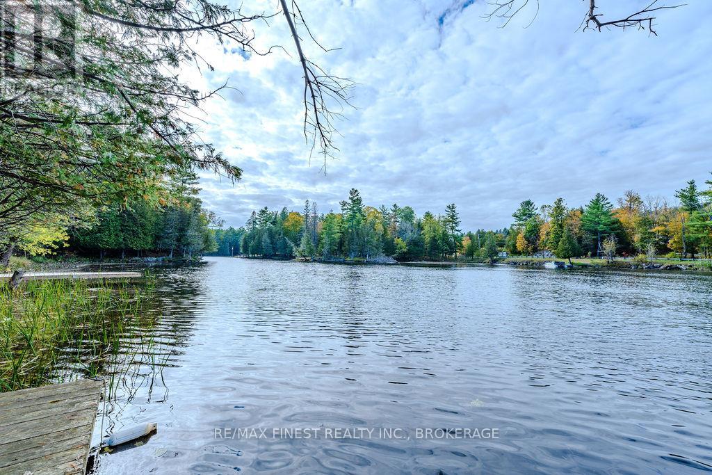 1203 Farm Gate Lane, Frontenac, Ontario  K0H 2C0 - Photo 8 - X12098468