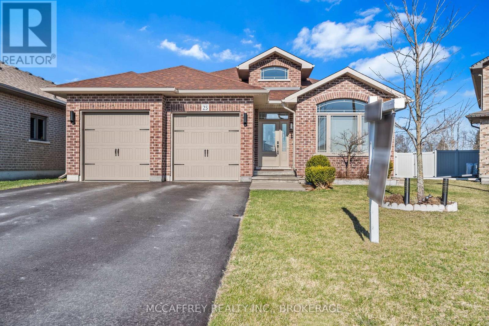 25 Staikos Court, Greater Napanee, Ontario  K7R 0B9 - Photo 1 - X12100858