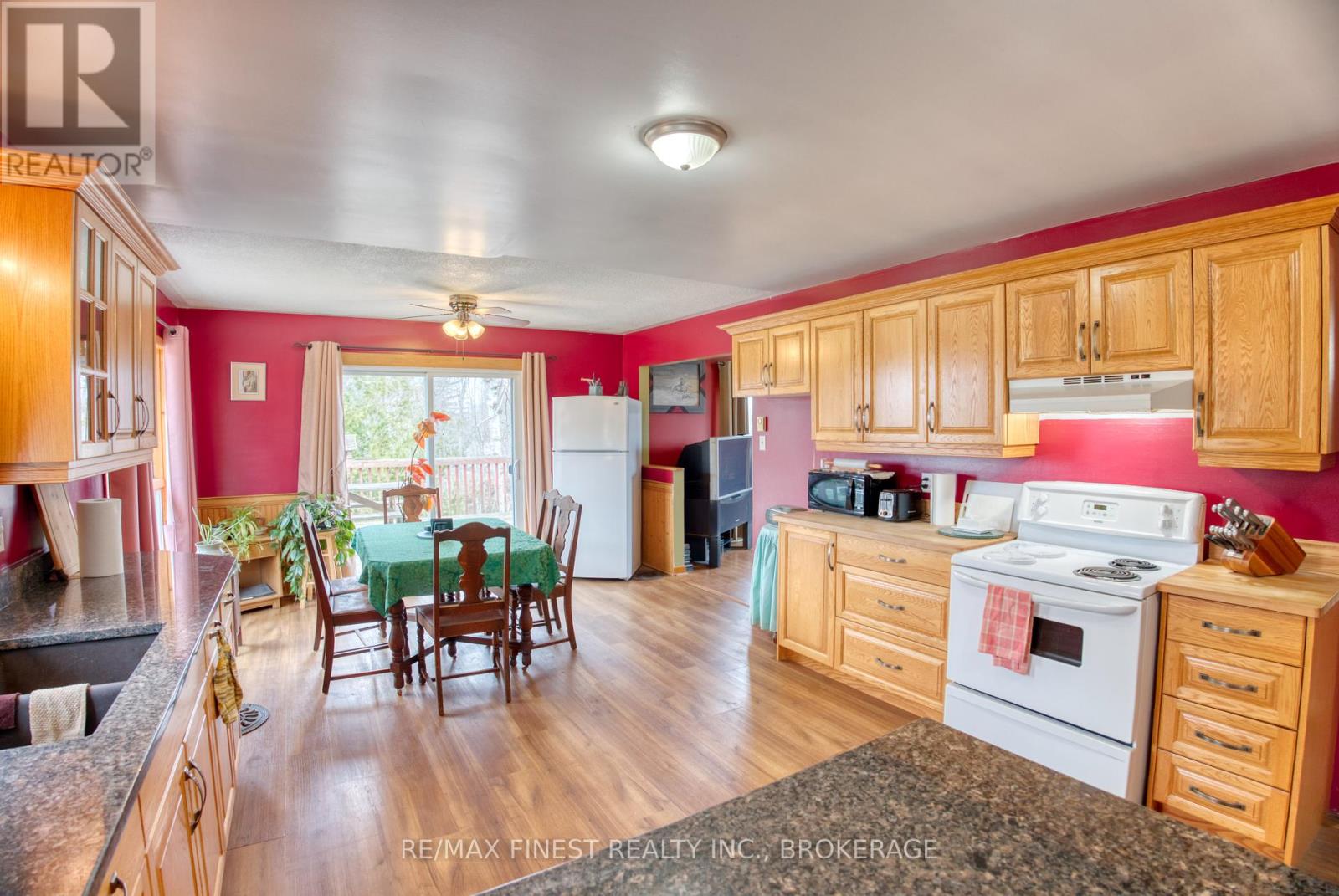 1444 Brewer Road, Frontenac, Ontario  K0H 2P0 - Photo 4 - X12102156