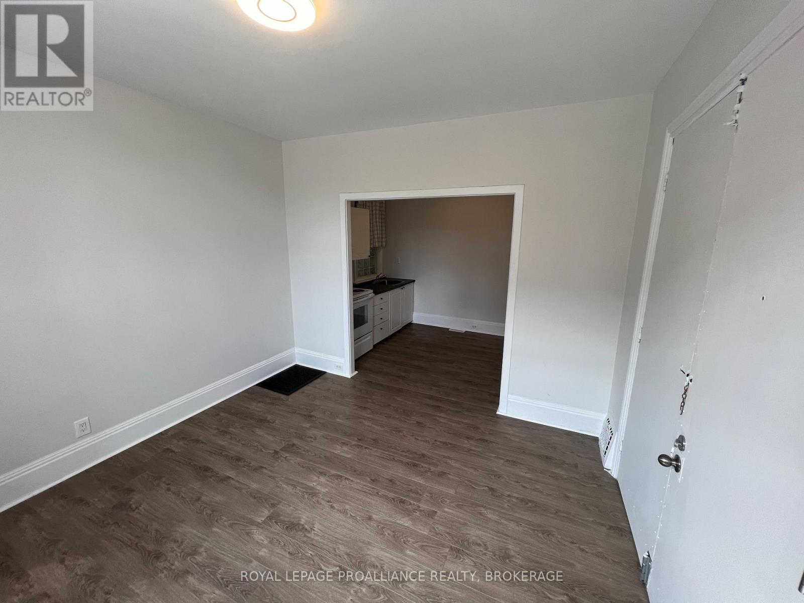 246-248 Wellington Street, Kingston, Ontario  K7K 2Y8 - Photo 5 - X12103732