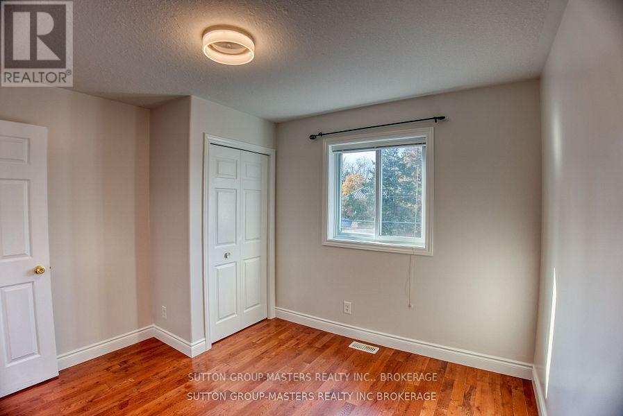47 Livingston Street, Kingston, Ontario  K7L 4L1 - Photo 13 - X12104116