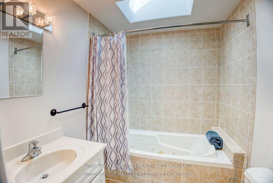 47 Livingston Street, Kingston, Ontario  K7L 4L1 - Photo 18 - X12104116