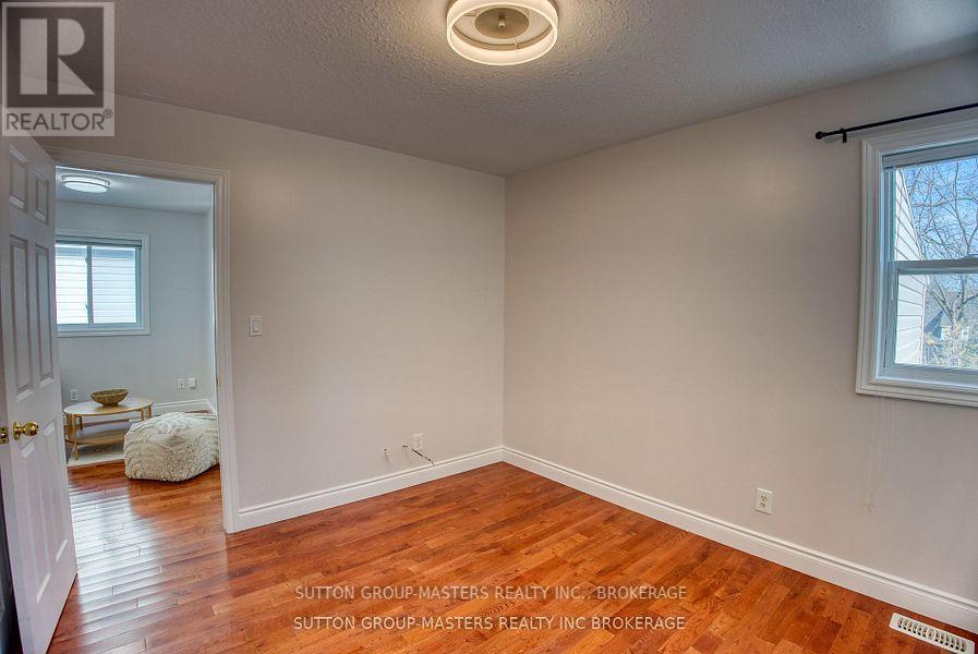 47 Livingston Street, Kingston, Ontario  K7L 4L1 - Photo 20 - X12104116