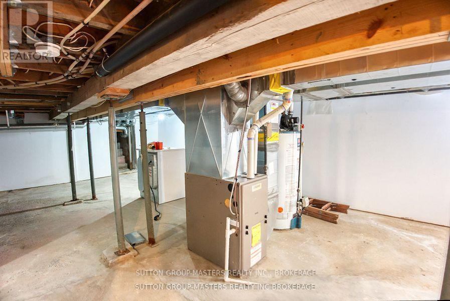 47 Livingston Street, Kingston, Ontario  K7L 4L1 - Photo 33 - X12104116
