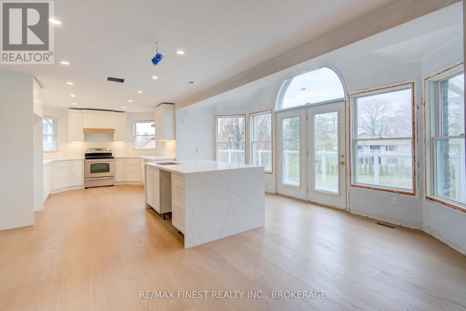 1674 South Boulevard, Kingston, Ontario  K7L 4V1 - Photo 16 - X12105143