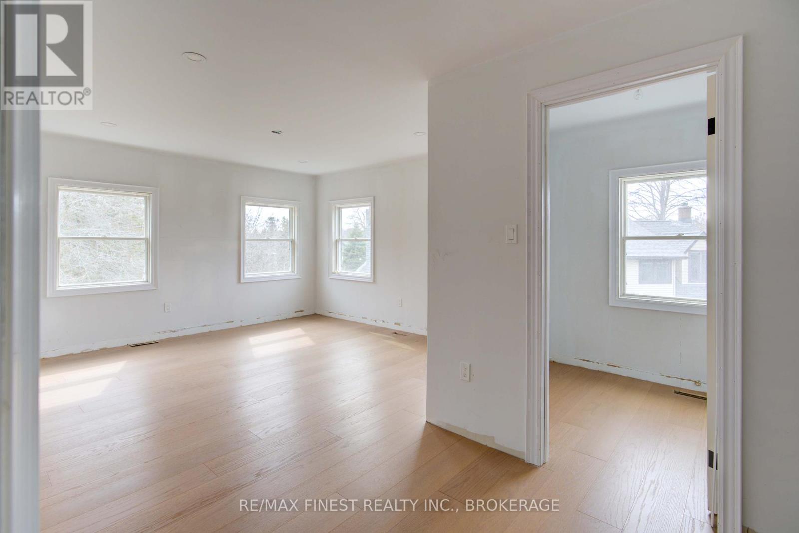1674 South Boulevard, Kingston, Ontario  K7L 4V1 - Photo 34 - X12105143
