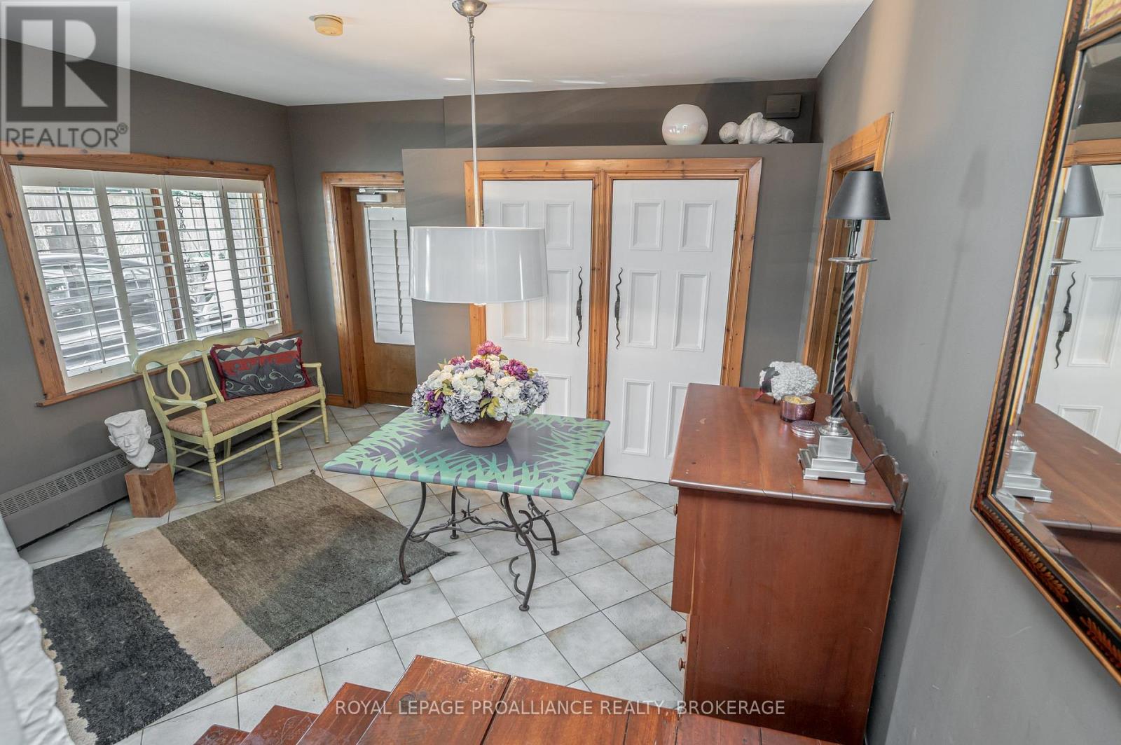 1863 Sydenham Road, Kingston, Ontario  K7L 4V4 - Photo 19 - X12107398