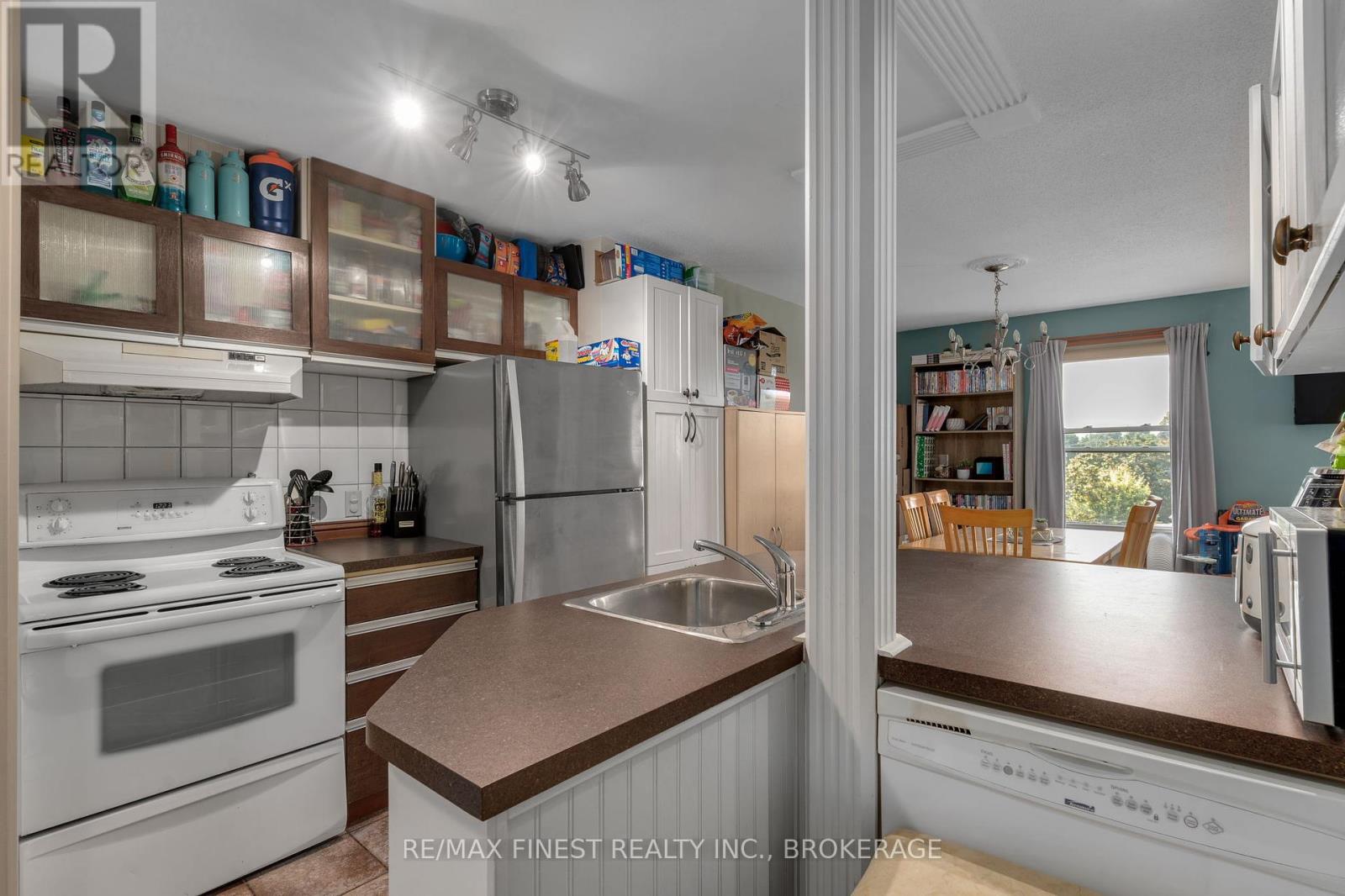 403 - 540 Talbot Place, Gananoque, Ontario  K7G 3C6 - Photo 13 - X12107617