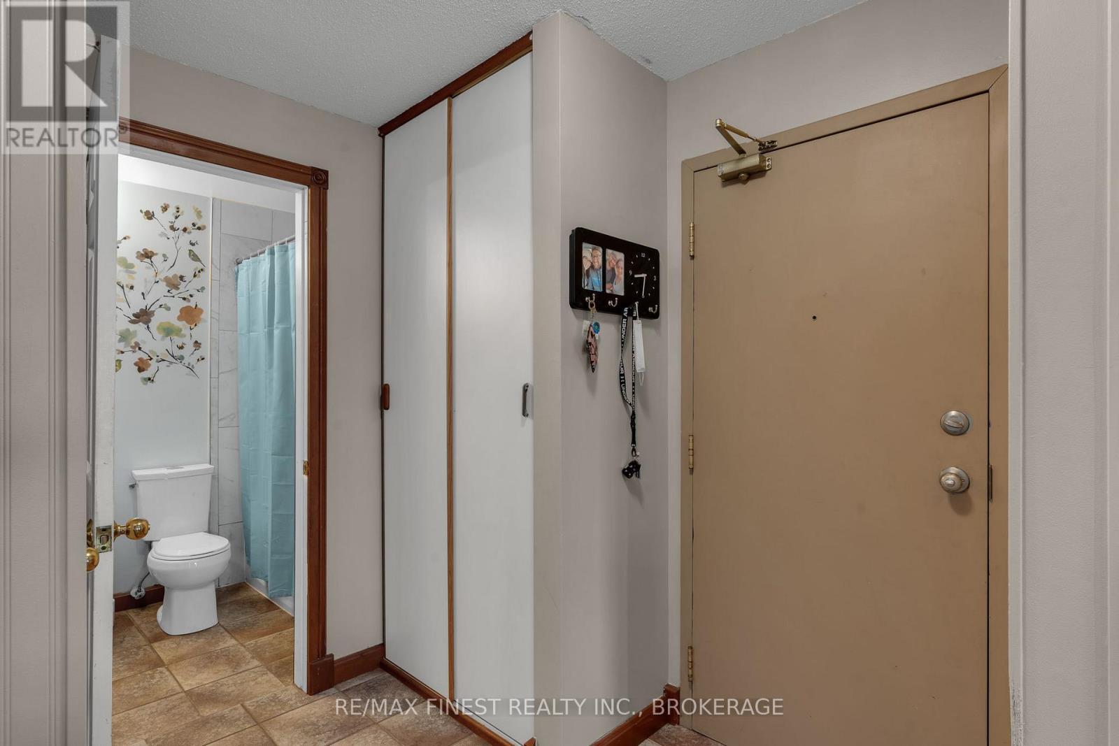 403 - 540 Talbot Place, Gananoque, Ontario  K7G 3C6 - Photo 16 - X12107617