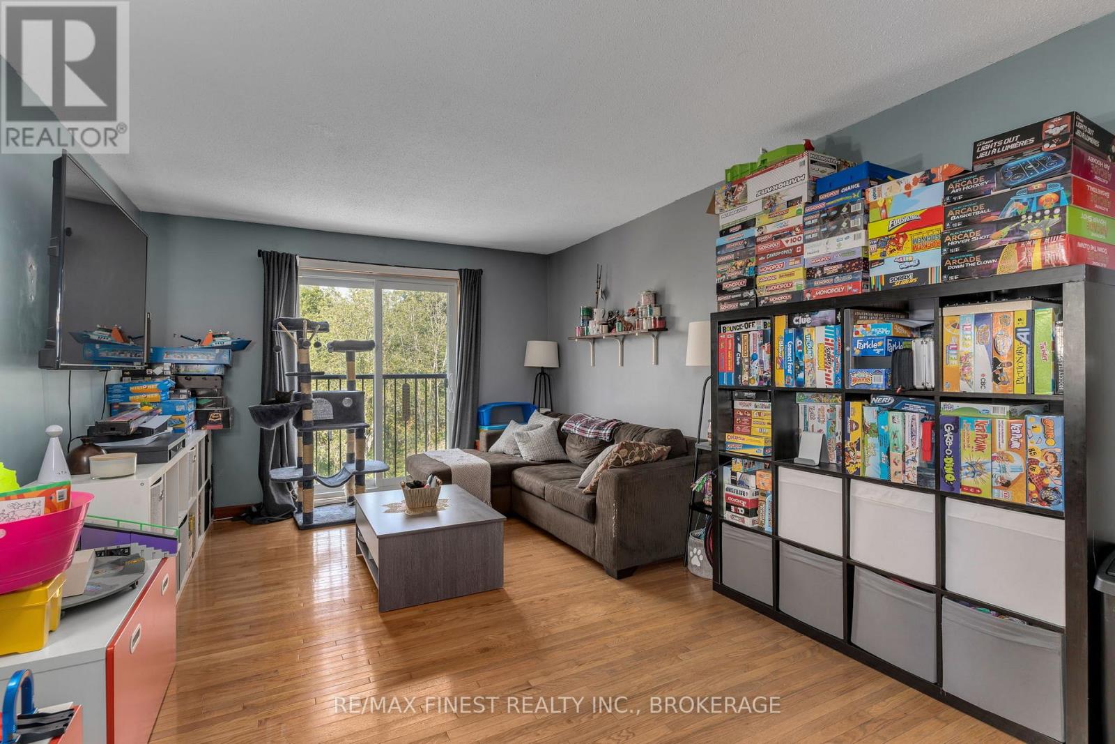 403 - 540 Talbot Place, Gananoque, Ontario  K7G 3C6 - Photo 6 - X12107617
