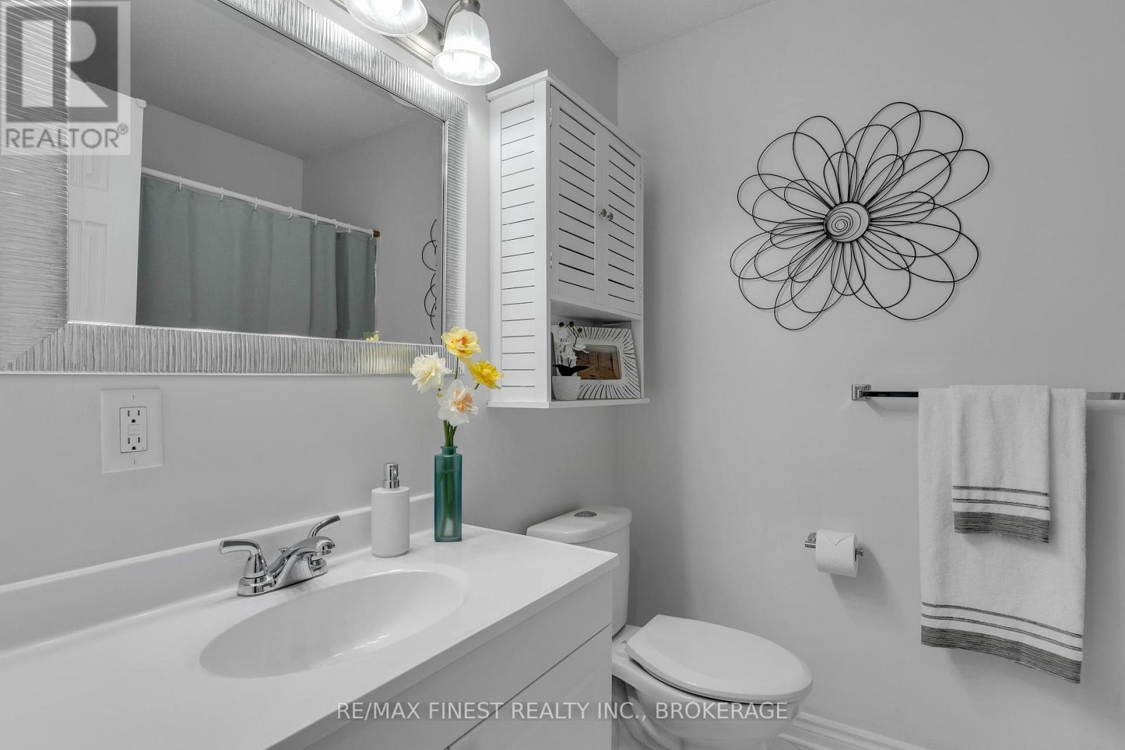 952 Old Colony Road, Kingston, Ontario  K7P 1J7 - Photo 13 - X12108281