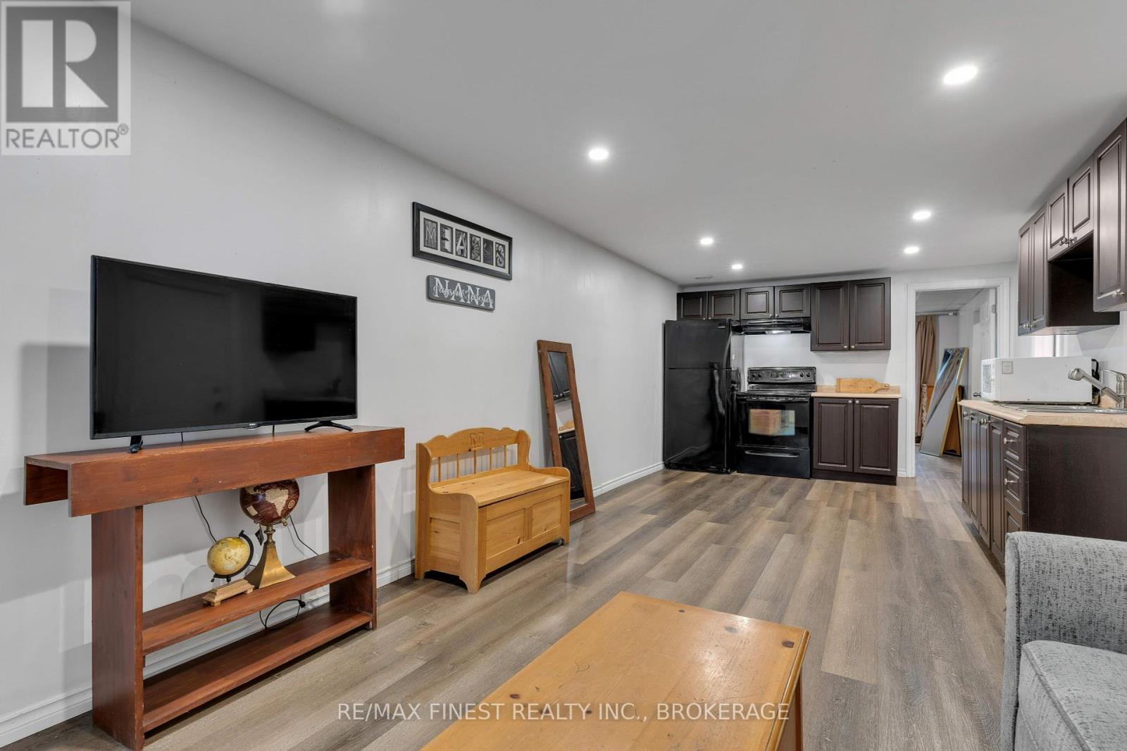 952 Old Colony Road, Kingston, Ontario  K7P 1J7 - Photo 23 - X12108281