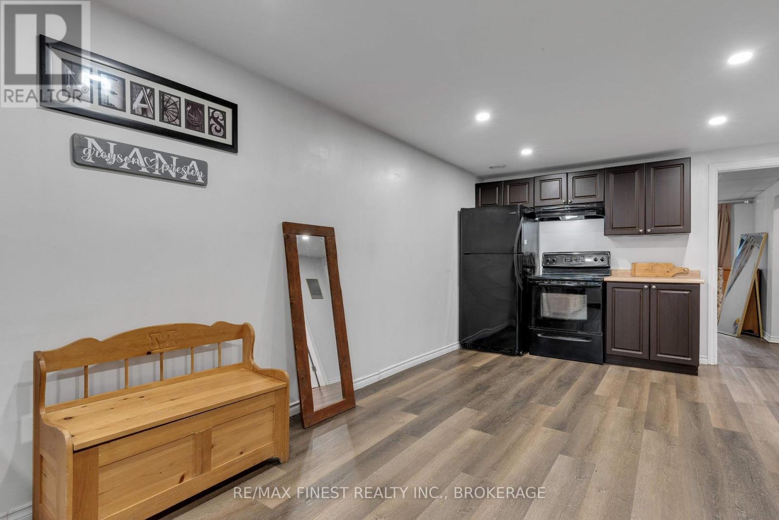952 Old Colony Road, Kingston, Ontario  K7P 1J7 - Photo 26 - X12108281