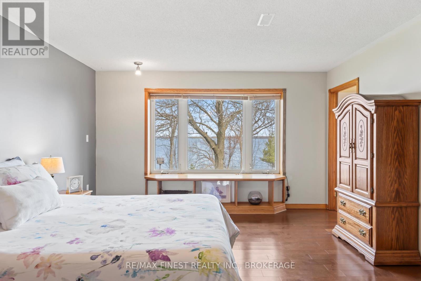 2800 Front Road, Loyalist, Ontario  K0H 2S0 - Photo 17 - X12108704