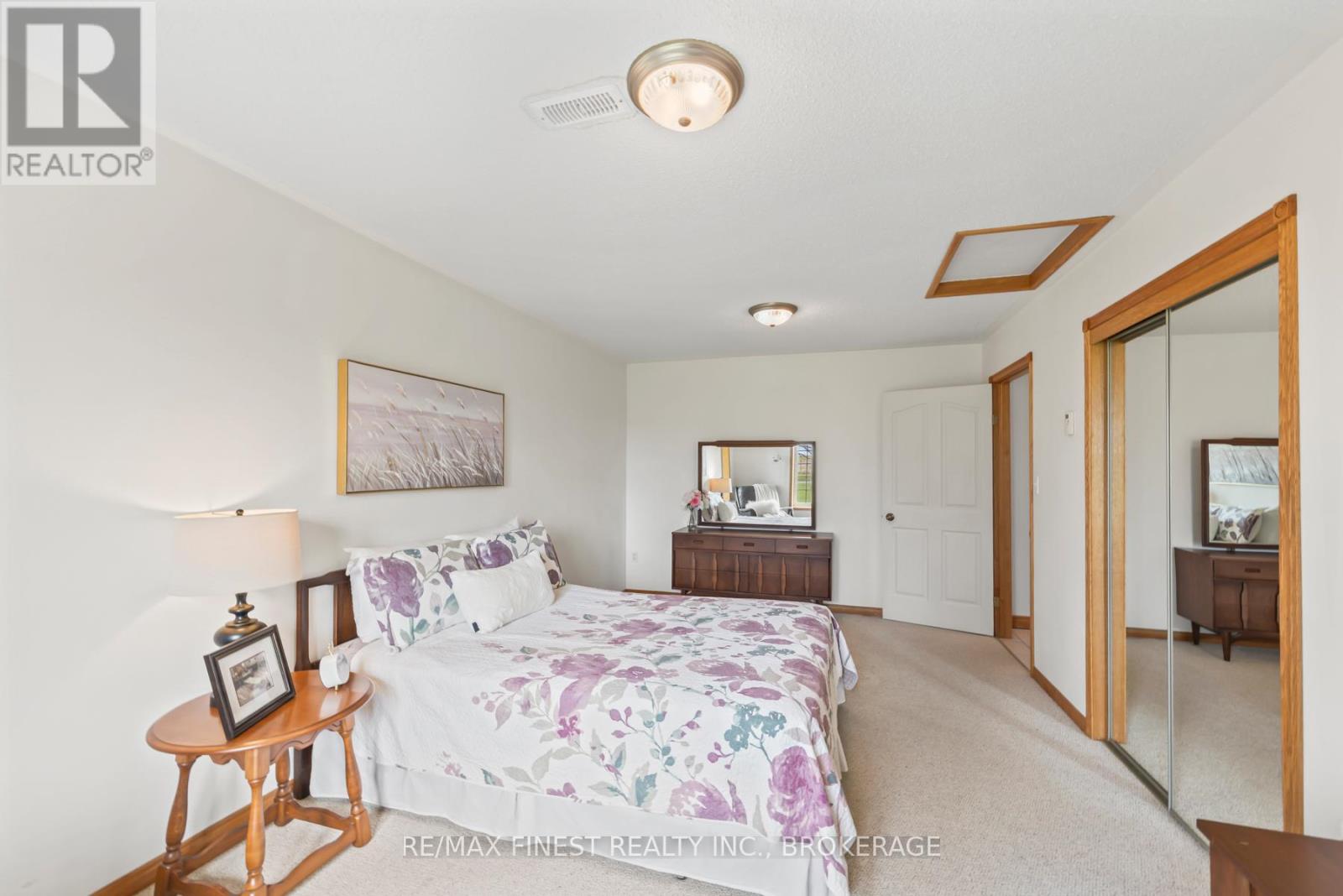 2800 Front Road, Loyalist, Ontario  K0H 2S0 - Photo 31 - X12108704