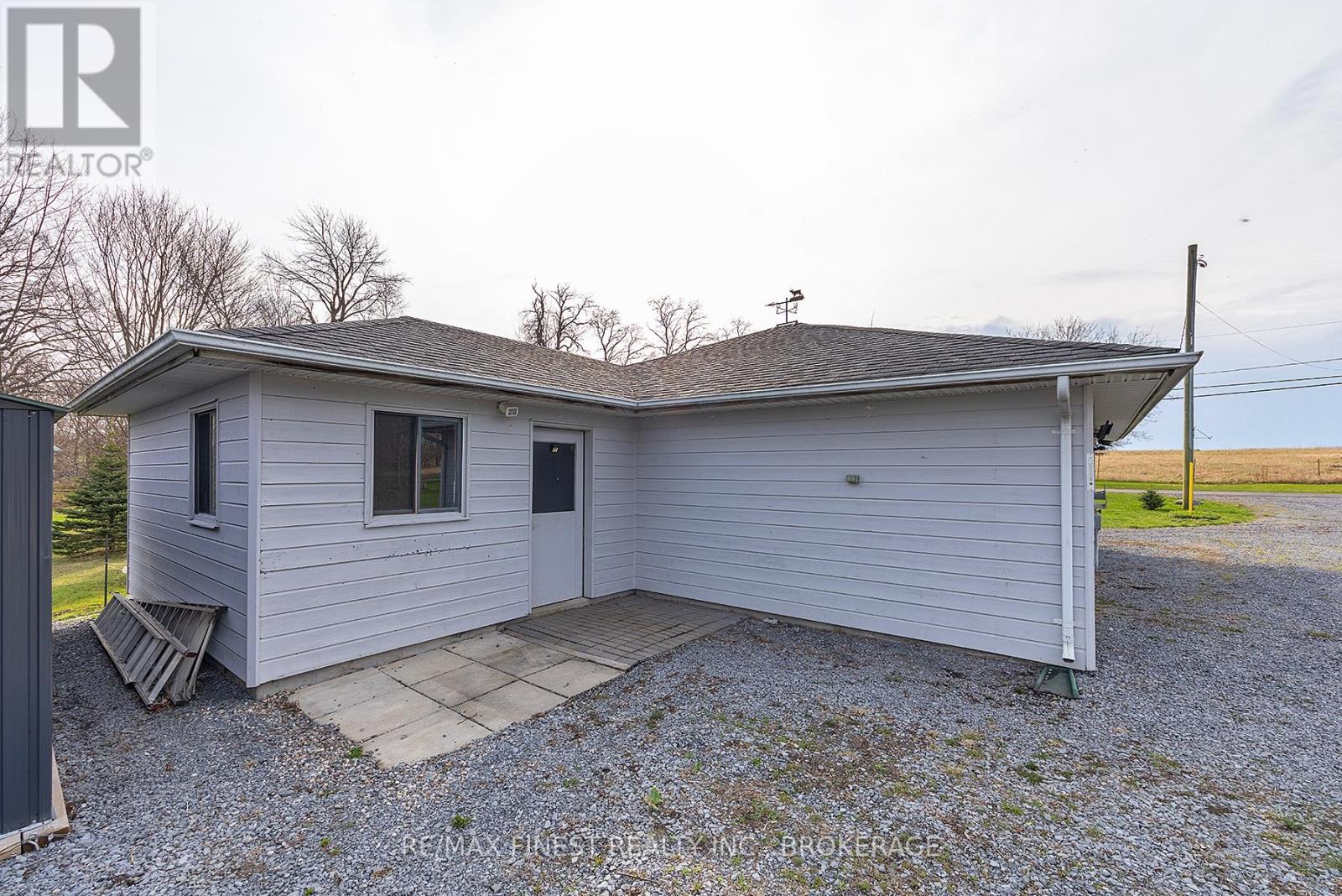 2800 Front Road, Loyalist, Ontario  K0H 2S0 - Photo 33 - X12108704