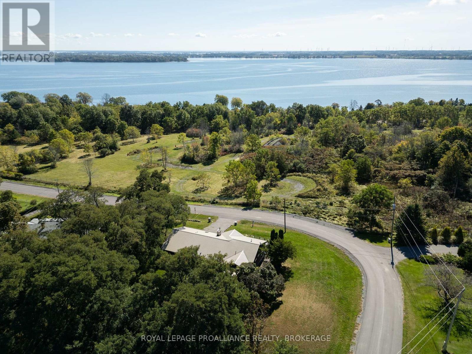 792 Sterling Avenue, Kingston, Ontario  K7L 4V1 - Photo 5 - X12109674