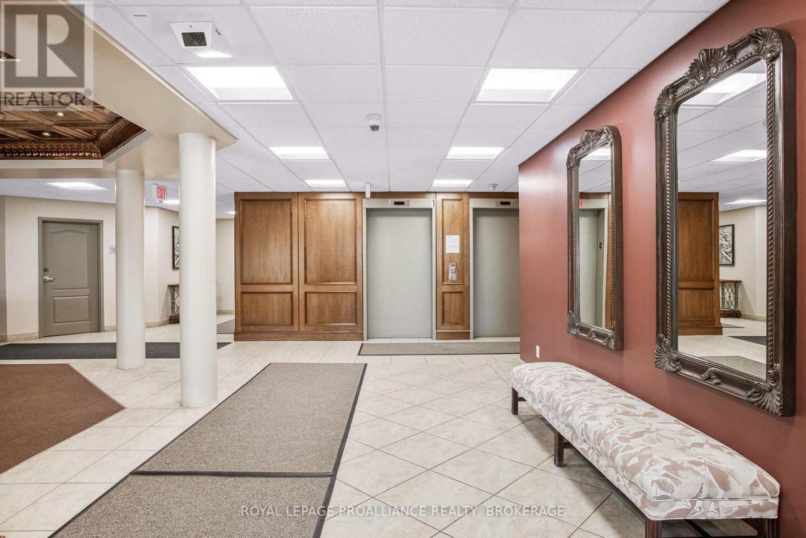 205 - 350 Wellington Street, Kingston, Ontario  K7K 7J7 - Photo 3 - X12110591