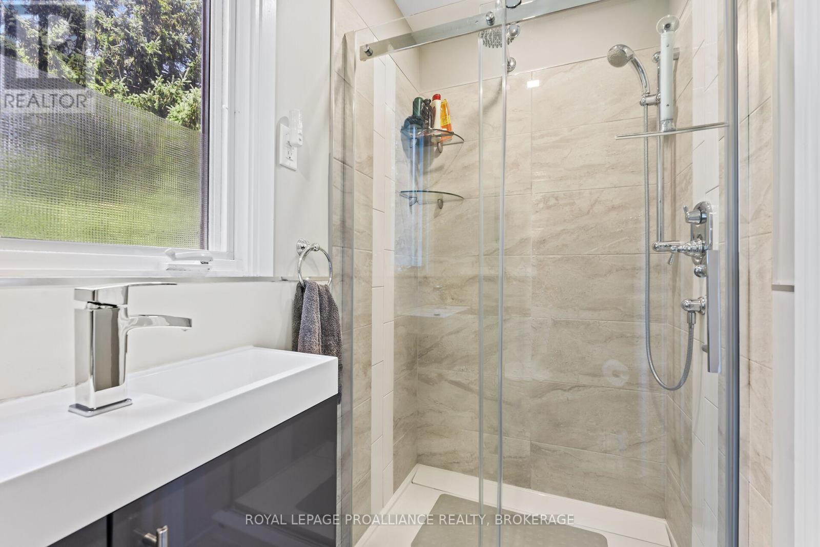 2112 Burbrook Road, Kingston, Ontario  K7L 4V4 - Photo 16 - X12112108