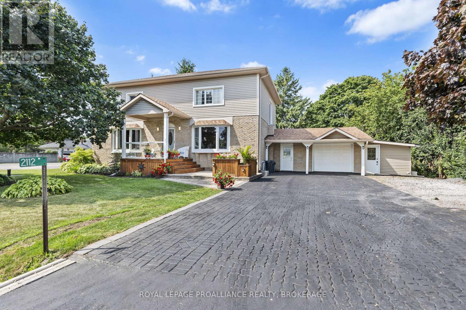 2112 Burbrook Road, Kingston, Ontario  K7L 4V4 - Photo 3 - X12112108