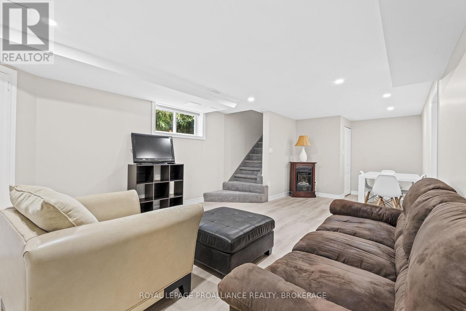 2112 Burbrook Road, Kingston, Ontario  K7L 4V4 - Photo 32 - X12112108