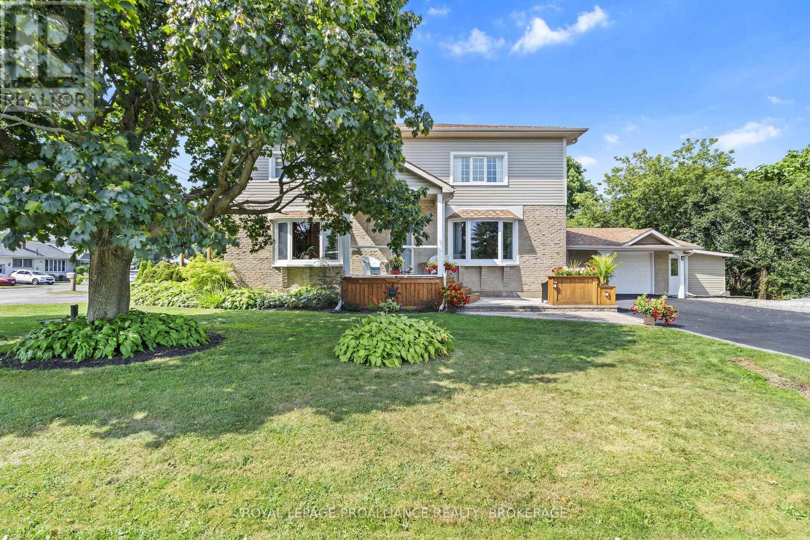 2112 Burbrook Road, Kingston, Ontario  K7L 4V4 - Photo 37 - X12112108