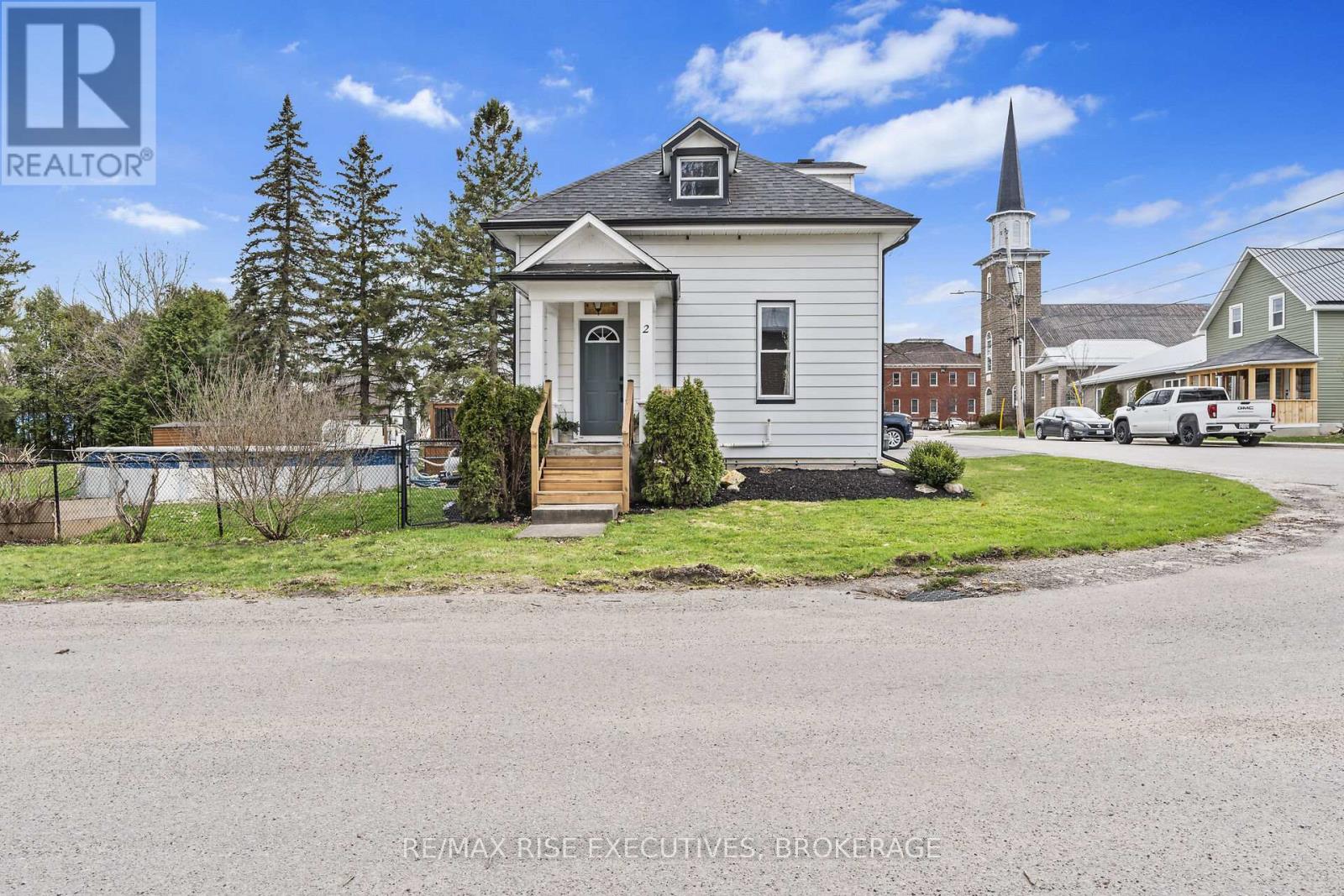 2 Elma Street, Athens, Ontario  K0E 1B0 - Photo 6 - X12112797