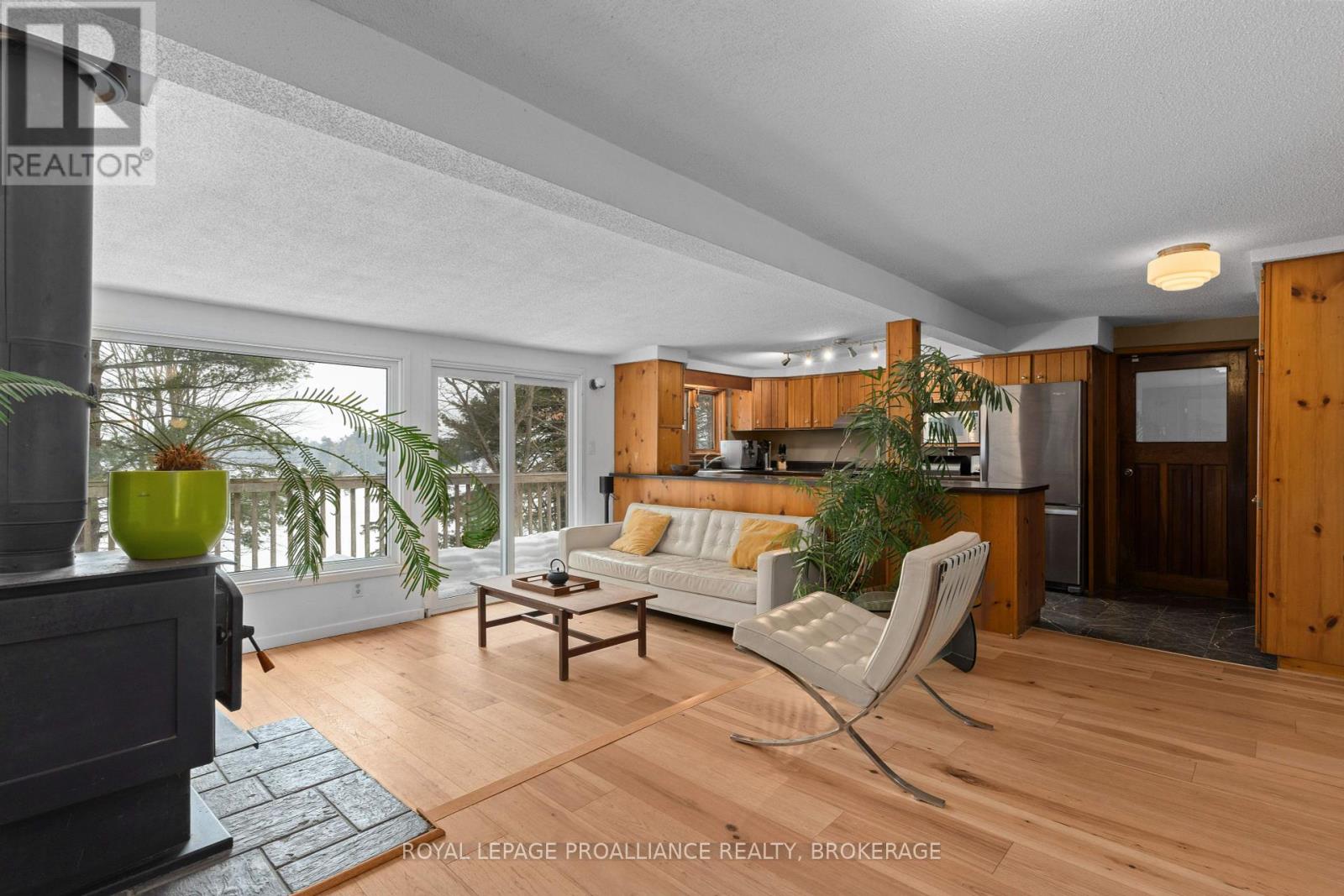 18 Hickory Lane, Frontenac, Ontario  K0H 2L0 - Photo 13 - X12113174