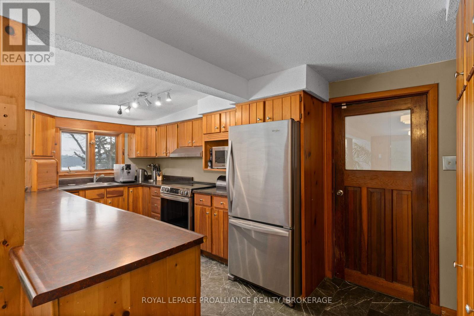 18 Hickory Lane, Frontenac, Ontario  K0H 2L0 - Photo 19 - X12113174