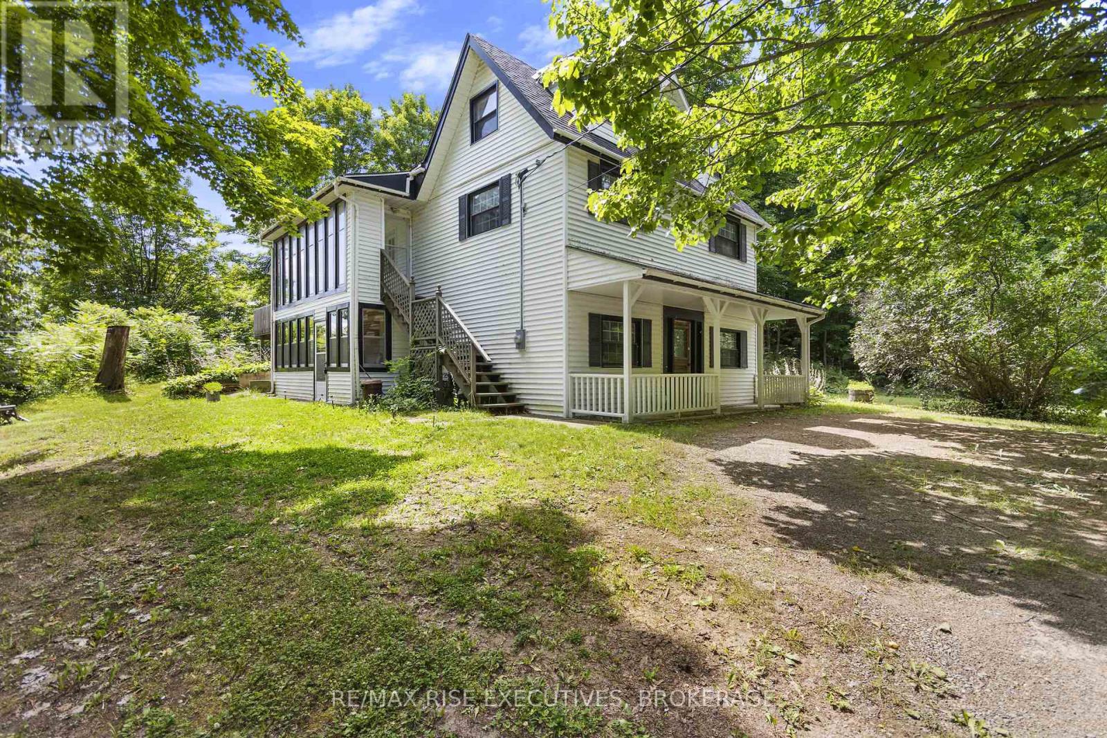 1349 Ridge Road, Frontenac, Ontario  K0H 2N0 - Photo 2 - X12113433