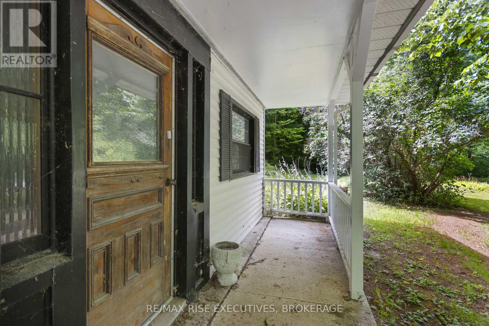 1349 Ridge Road, Frontenac, Ontario  K0H 2N0 - Photo 4 - X12113433