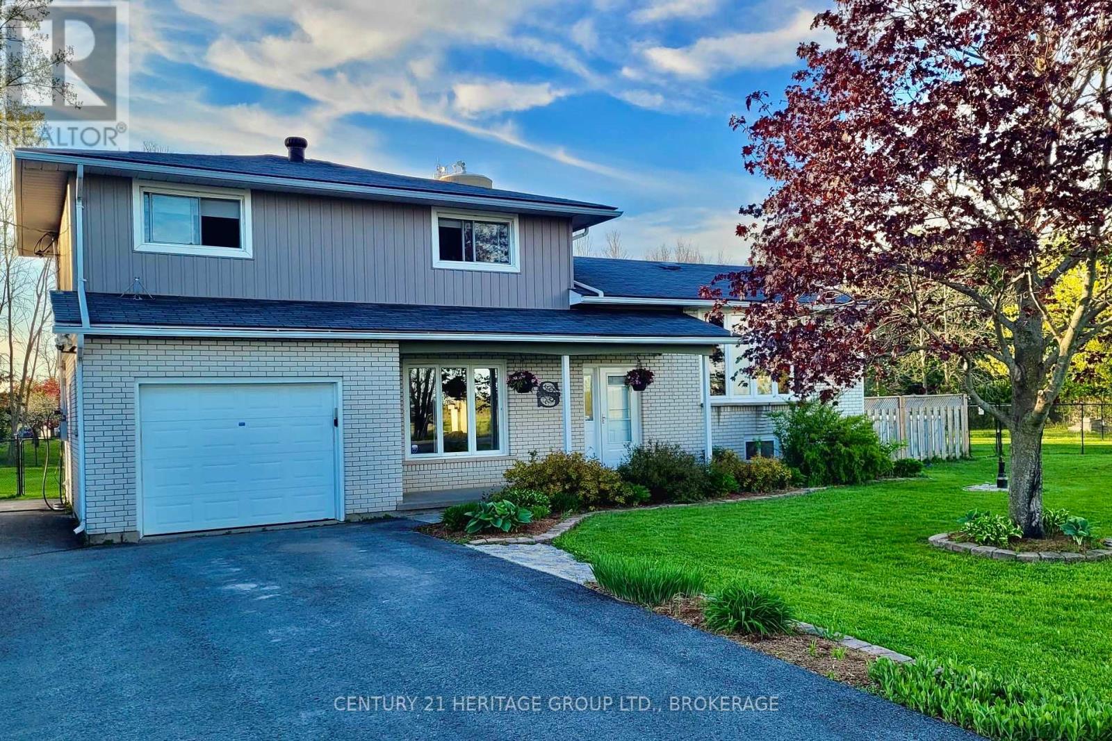 415 Shane Street, Loyalist, Ontario  K0H 2H0 - Photo 1 - X12115255